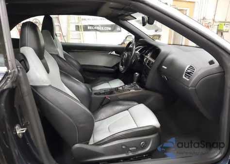 2012 Audi S5 3.0 Premium Plus z USA, uszkodzony, nr VIN WAUCGAFH3CN003622